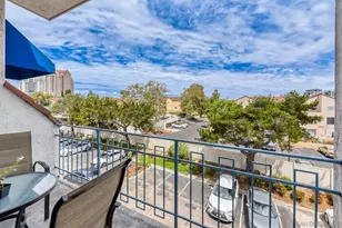 8310 Regents Rd, San Diego, CA 92122 - Photo 19