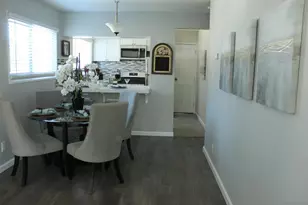 4858 Chateau Dr, San Diego, CA 92117 - Photo 5