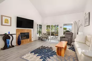 4950 Galicia Way, Oceanside, CA 92056 - Photo 3