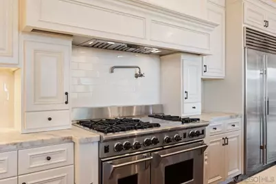  8080 La Jolla Scenic Dr, La Jolla, CA 92037 - Photo 21