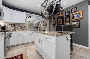 4874 Edgeware Rd, San Diego, CA 92116 - Photo 13