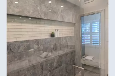  7049 Surfbird Curcle, Carlsbad, CA 92011 - Photo 15