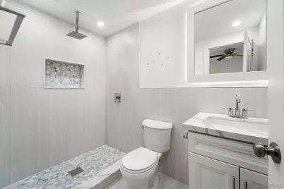  4220 E Overlook Dr, San Diego, CA 92115 - Photo 29