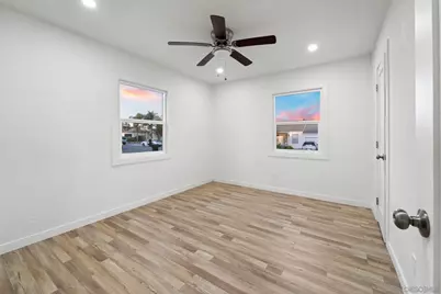  4220 E Overlook Dr, San Diego, CA 92115 - Photo 21