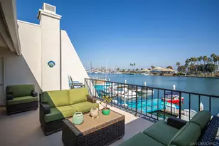 8 Antigua Ct, Coronado, CA 92118 - Photo 5