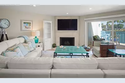  8 Antigua Ct, Coronado, CA 92118 - Photo 17