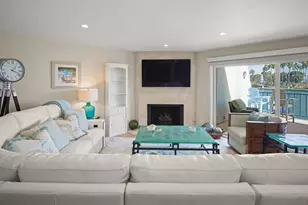 8 Antigua Ct, Coronado, CA 92118 - Photo 17