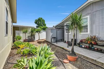  4922 1/2 Old Cliffs Rd., San Diego, CA 92120 - Photo 5