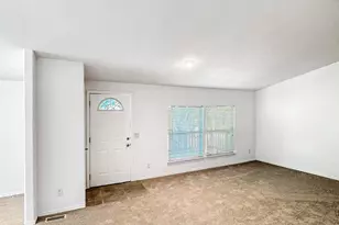 8975 Lawrence Welk Dr, Escondido, CA 92026 - Photo 11