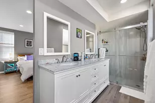 737 Whiting Ct, San Diego, CA 92109 - Photo 29