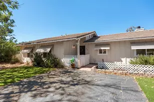 1242 Hillcrest Ln, Fallbrook, CA 92028 - Photo 1