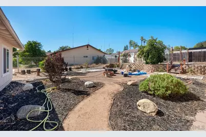  1242 Hillcrest Lane, Fallbrook, CA 92028 - Photo 51