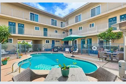  4477 Mentone St #211, San Diego, CA 92107 - Photo 9