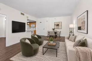 425 W Beech St, San Diego, CA 92101 - Photo 3