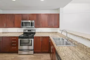 253 10th Ave, San Diego, CA 92101 - Photo 9