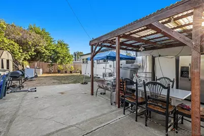  215 N R, National City, CA 91950 - Photo 19