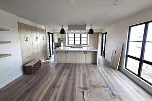 227 Hill Dr, Vista, CA 92083 - Photo 5