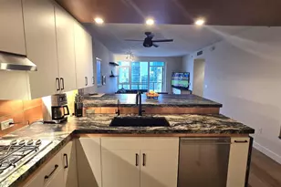 325 7th Ave, San Diego, CA 92101 - Photo 7