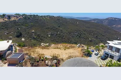  10011 Tall Oak Dr #n/a, Escondido, CA 92026 - Photo 1