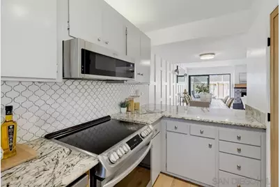  4339 Loma Riviera Court, San Diego, CA 92110 - Photo 11