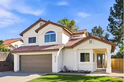 313 Paseo Marguerita, Vista, CA 92084 - Photo 3