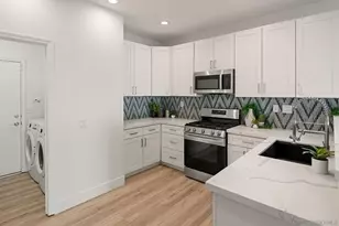 11462 Cortina Pl, San Diego, CA 92131 - Photo 13