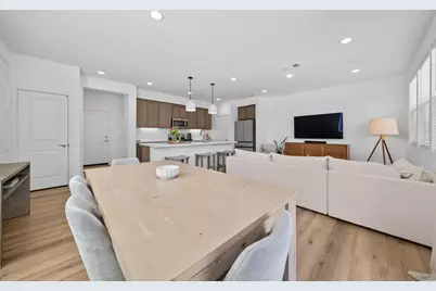  39392 Corvina Ln, Temecula, CA 92591 - Photo 7
