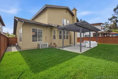 731 Dry Creek Dr, Chula Vista, CA 91914 - Photo 11