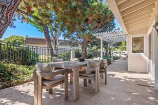 8233 Caminito Maritimo, La Jolla, CA 92037 - Photo 3