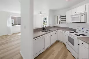7575 Charmant Dr, San Diego, CA 92122 - Photo 7