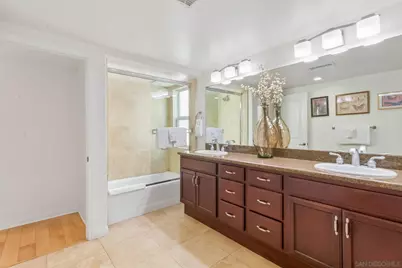  702 Monterey Ct., San Diego, CA 92109 - Photo 19
