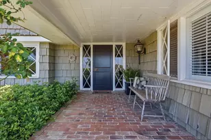 2954 Woodford Dr, La Jolla, CA 92037 - Photo 3