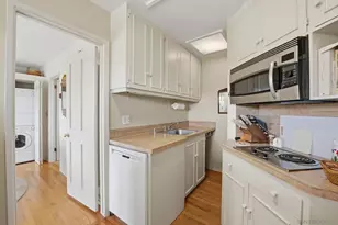 2954 Woodford Dr, La Jolla, CA 92037 - Photo 39