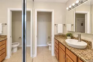 5252 Balboa Arms Dr, San Diego, CA 92117 - Photo 11