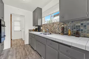 5562 Division, San Diego, CA 92114 - Photo 15