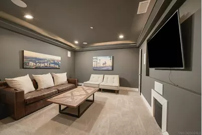  5431 Candlelight Drive, La Jolla, CA 92037 - Photo 33