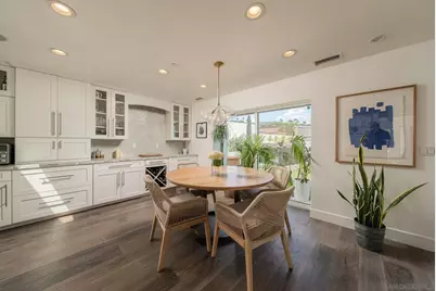  5431 Candlelight Drive, La Jolla, CA 92037 - Photo 17