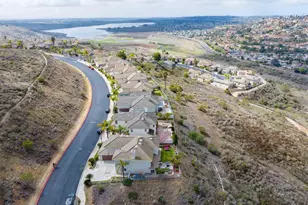 10394 Valley Waters Dr, Spring Valley, CA 91978 - Photo 41