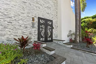  3304 Buena Vista Street, San Diego, CA 92109 - Photo 3