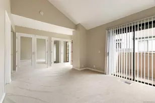 8746 Villa La Jolla Dr, La Jolla, CA 92037 - Photo 17