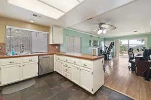 24509 Pantera Ct, Murrieta, CA 92562 - Photo 11