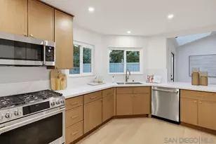 1465 Caminito Solidago, La Jolla, CA 92037 - Photo 11