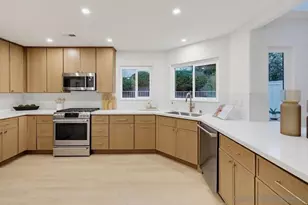 1465 Caminito Solidago, La Jolla, CA 92037 - Photo 9