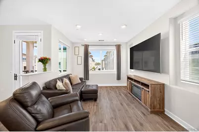  804 Makani St #2, Chula Vista, CA 91911 - Photo 3