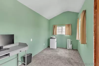  370 Wisconsin Ave, El Cajon, CA 92020 - Photo 29