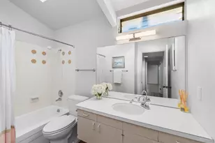 2648 Loring St, San Diego, CA 92109 - Photo 17