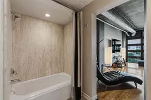 877 Island Ave, San Diego, CA 92101 - Photo 17