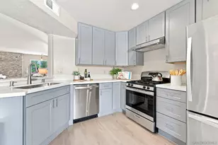 2914 Luciernaga Street C, Carlsbad, CA 92009 - Photo 3
