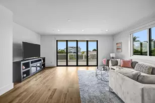 7209 Fay Ave, La Jolla, CA 92037 - Photo 19