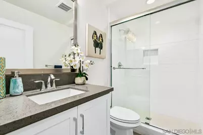  347 Oak Ave, Carlsbad, CA 92008 - Photo 33